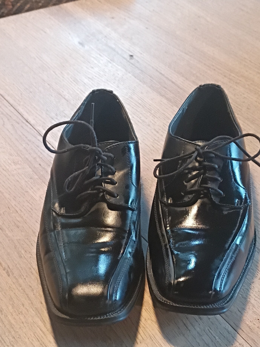 Men's Black Lace-Up Derby Shoes - Polished Dress Oxfords